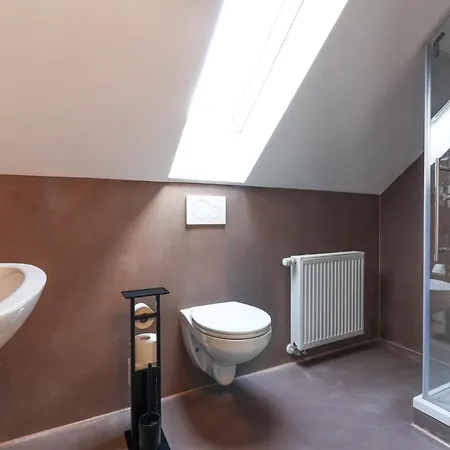 Velura Stilvoll شقة لاوفن ام نيكار