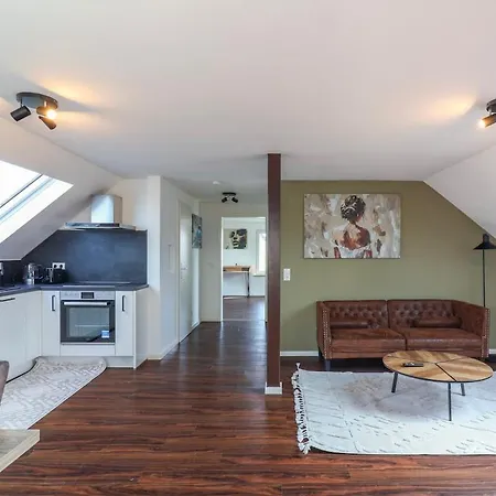 Velura Stilvoll شقة لاوفن ام نيكار