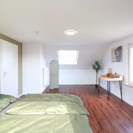 شقة Velura Stilvoll لاوفن ام نيكار